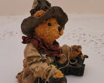 Boyds Bear and Friends Figurine, 1994, Hop-A-Long The Deputy, Style 2247, Special Edition Boyds Collection with Original Box