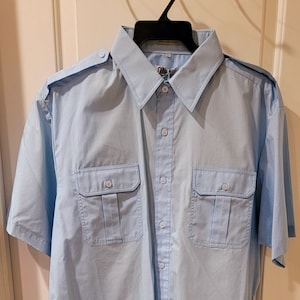 Shoulder straps on shirts hotsell