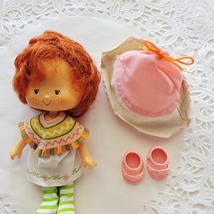 Cafe Ole Doll Vintage Kenner Strawberry Shortcake Friend Collectible 1980s Doll with original clothes and sandals.