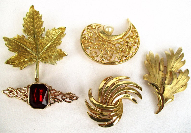 one marked Trifari Vintage Collection of 5 Brooches...Costume Goldtone Ruby Red Acrylic stone~Instant Jewelry Collection