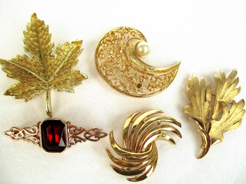 one marked Trifari Vintage Collection of 5 Brooches...Costume Goldtone Ruby Red Acrylic stone~Instant Jewelry Collection