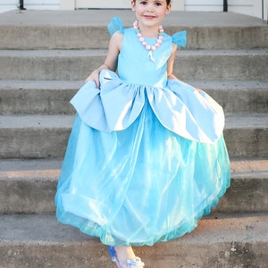 Wilhelminas Transformation Dress Sizes PDF Pattern Sizes 2T to 14 image 2