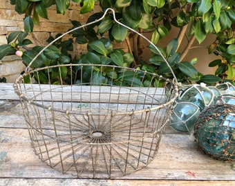 Vintage Egg Basket, Antique Metal Wireware Egg Basket, 1950s, Rustic Basket With Handle, Rustic Farm Basket, Easter Decor, Spring Basket