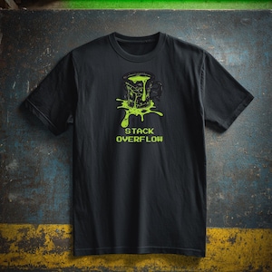 Maglietta Stack Overflow, maglietta Cyberpunk Toxic Coffee, regalo divertente per programmatori e sviluppatori software.