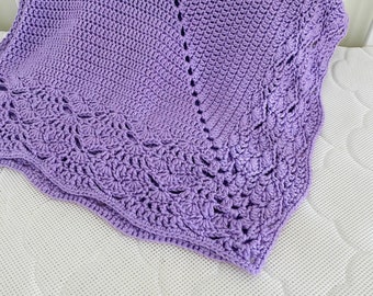 Crochet Blanket Pattern with Lacy Edge