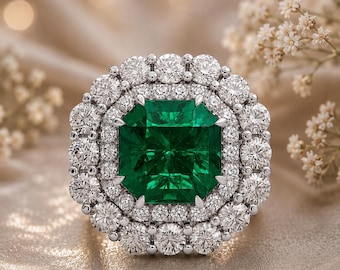 Anillo de compromiso de esmeralda talla cojín de 4,30 quilates en oro blanco de 14 quilates. Importado gratis.