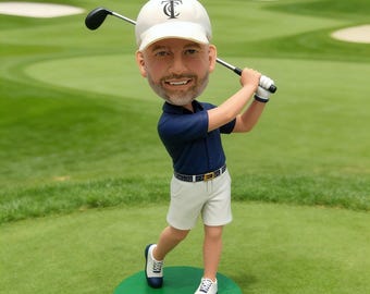 Statuetta da golf personalizzata in argilla polimerica, raffigurante un giocatore a partire da una foto.