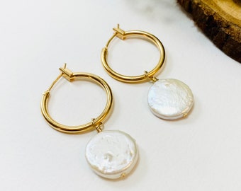 Gold hoops Pearls earrings, hoop earrings, minimalistic earrings, drop earrings, gift for her, wedding jewelry