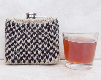 Hip Flask con maglia cover Hip Hip Flask Beige Tartan Black Hip Flask Wool Knitted Tweed Hip Flask Tan Black HipFlask Wool Hip Flask