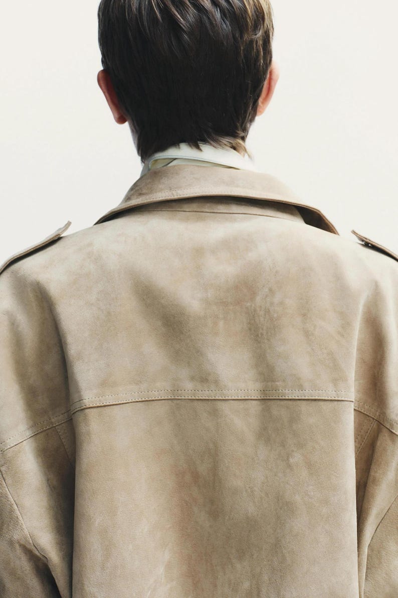 Chaqueta de ante para mujer inspirada en Zara que se ha vuelto viral / Chaqueta con cuello alto y cremallera imagen 12