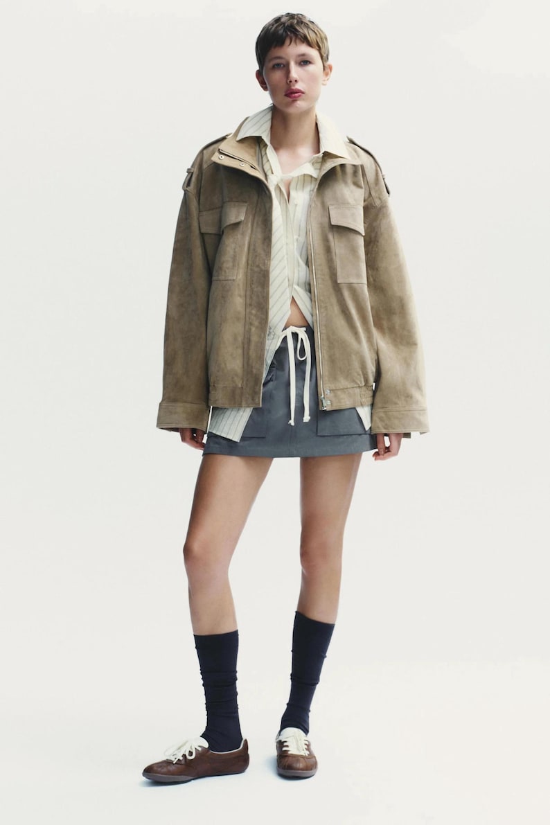 Chaqueta de ante para mujer inspirada en Zara que se ha vuelto viral / Chaqueta con cuello alto y cremallera imagen 8