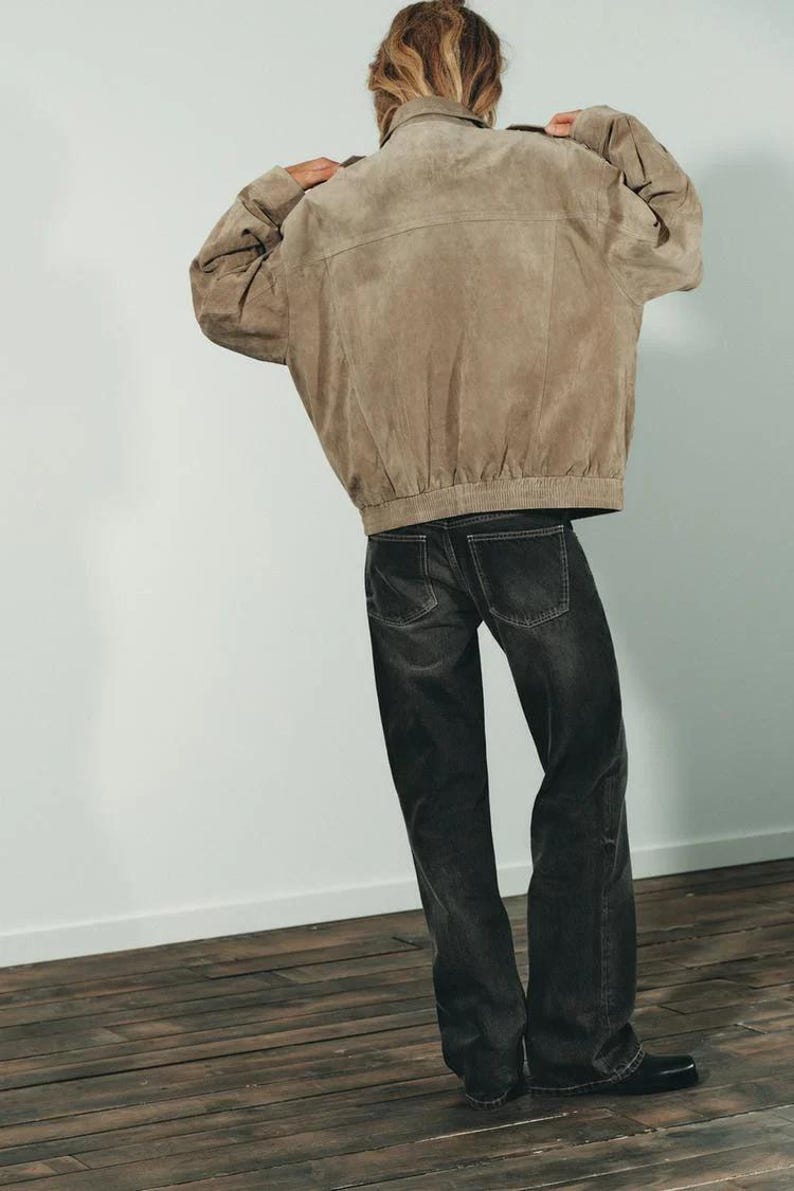 Chaqueta de ante para mujer inspirada en Zara que se ha vuelto viral / Chaqueta con cuello alto y cremallera imagen 16