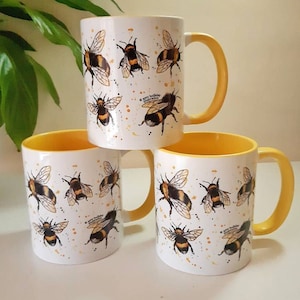 Fluffy Pollen-Dusted Bumblebees Mug - yellow or black accents - cute cosy nature bee lovers beekeeper gift