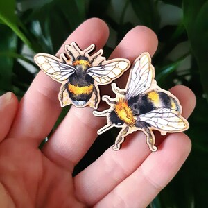 Fluffy Bumblebee 4cm Wooden Pin Badges (Responsibly sourced wood & eco-friendly) bee pins