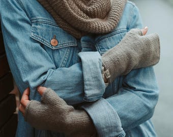 Merino wool fingerless gloves – warm arm warmers – soft wool leg warmers – hand-knitted – made to order
