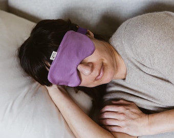 Tencel satin sleep mask – soft eye mask for sleep & travel – washable.
