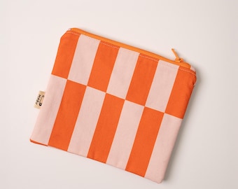 Canvas bag – stylish storage for your essentials