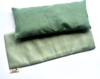Lavender Eye Pillow – Relaxation Pillow for Eyes – Filled with Organic Flaxseed & Lavender – Cotton Satin – Washable Cover