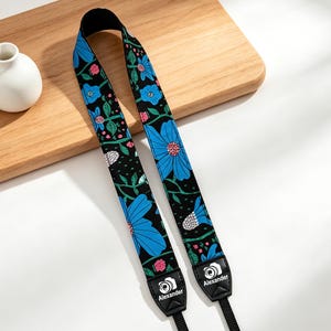 Personalized Blue Floral Camera Strap, Adjustable Vintage Bohemian Camera Shoulder Strap, Custom Engraved Strap for DSLR Mirrorless