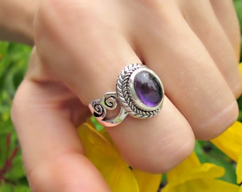 Amethyst Spiral Ring, Available in Ring Sizes 7 & 9, Hallmarked 925 Silver Ring, Sterling Silver Tribal Spiral Design Amethyst Gemstone Ring