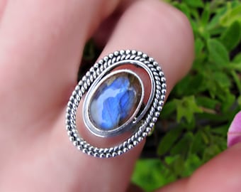 Labradorite Retrograde Ring, Size 7 Ring, 925 Silver Ring, Hallmarked, Sterling Silver Vintage Style Blue Labradorite Ring, Large Stone Ring