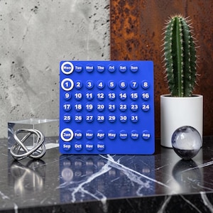 Calendario perpetuo da parete 2026 / Calendario da scrivania minimalista con indicatori ad anello