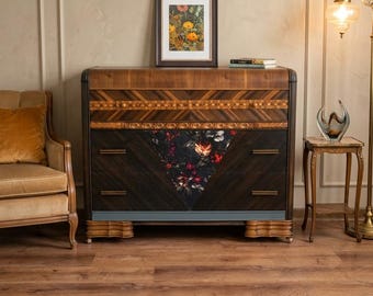 アールデコ調のウォーターフォールドレッサーをリフィニッシュして現代風にアレンジ