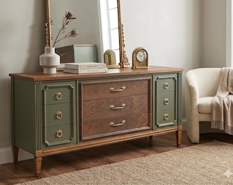 Vintage mid-century Bassett dresser