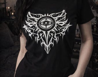 Gothic shirt alziend oog, cyber-sigilisme esthetisch T-shirt, donkere alternatieve mode, Witchy streetwear, occult grafisch T-shirt voor vrouwen