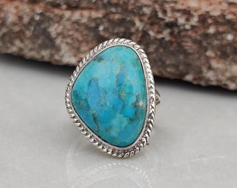 Natural Kingman Turquoise Ring, Sterling Silver Artisan Jewelry, Freeform Trillion Cabochon Boho Gemstone Ring
