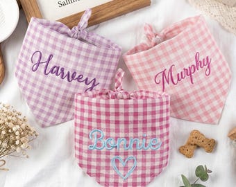 Bandana per cani personalizzata in cotone e lino ricamata: sciarpa commemorativa con impronta di zampa, accessorio personalizzato per il collo del tuo animale domestico, regalo ricordo per gli amanti dei cani.