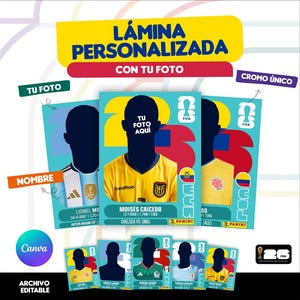 以下が含まれることがあります： 「LÁMINA PERSONALIZADA CON TU FOTO」と書かれた黄色のバナーが付いた、パーソナライズされたトレーディングカードのデザイン。カードには選手のシルエット、「TU FOTO AQUI」の文字、FIFAのロゴが描かれています。「ARCHIVO EDITABLE」の文字も含まれています。