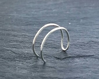 Double Lip Ring - Faux Lip Ring - Delicate Lip Ring - Silver Lip Ring - Fake Lip Piercing - Fake Lip Cuff - Tiny Lip Ring