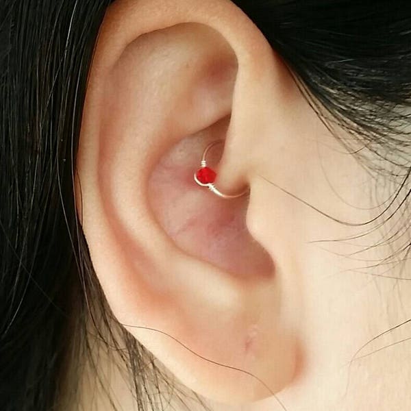 Bague Daith faux - boucle d'oreille cartilage délicat - bague Daith - faux piercing - piercing Daith - sans bijoux de piercing - bague Daith 8 mm
