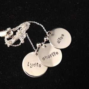 Mom Necklace - Personalized Sterling Silver with Children&#39;s Names - THREE DISCS - Special Gift for Mom