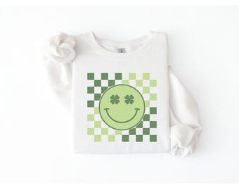 Lucky Smiley Crewneck Sweatshirt, Green Checkered Smiley Face Pullover, Retro St. Patrick’s Day Sweatshirt, Cute Graphic Crewneck