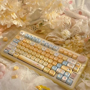 Kawaii Keycap Set for Mechanical Keyboard, Cute Pastel Floral Artisan Keycaps, Aesthetic Custom Keyboard Keys, PBT Dye-Sub