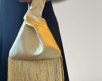 Bolsa de cetim dourado, Bolsa de cetim com franjas, Bolsa com franjas, Bolsa com nó no topo e franjas, Bolsa de noiva estilo japonês, Bolsa para dama de honra