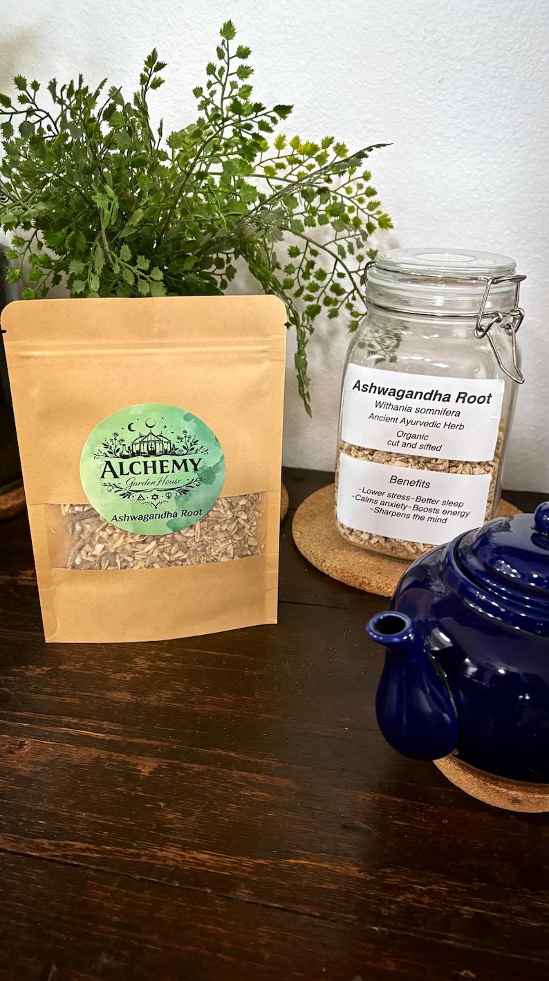 Organic Ashwagandha Root - Cut & Sifted, 2 oz image 1