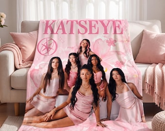 Personalized Kpop Girl Group Flannel Blanket, Custom Name Pink Aesthetic Throw, Teen Girl Room Decor, Concert Fan Gift, Cozy Merch Gift