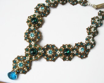 Beadwoven  vintage style necklace with Swarovski elements.  Handmade bead woven necklace.