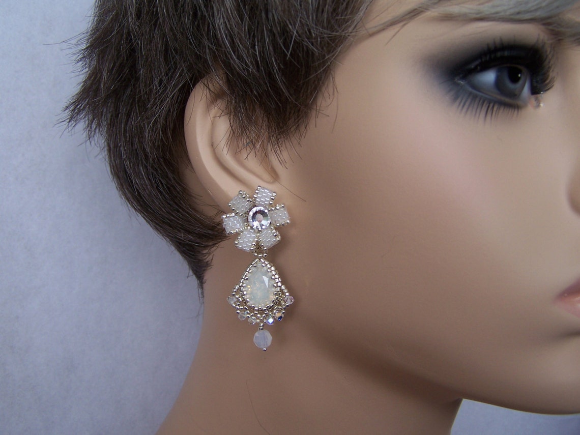 Wedding Jewelry Set. Bridal Jewelry. White Handmade Bridal Jewelry Set