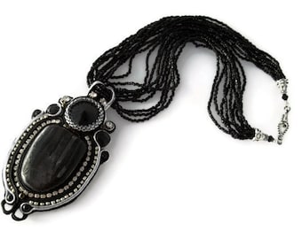 Noir - soutache necklace. Soutache bead embroidery necklace.