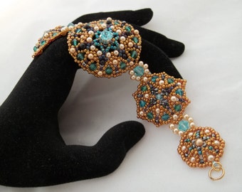 Beadwoven bracelet vintage style with Swarovski elements. Handmade beaded caff bracelet.