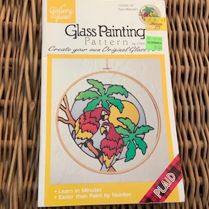 Gallery Glass Glass painting Pattern - 15204-14” Two Macaws . By Plaid