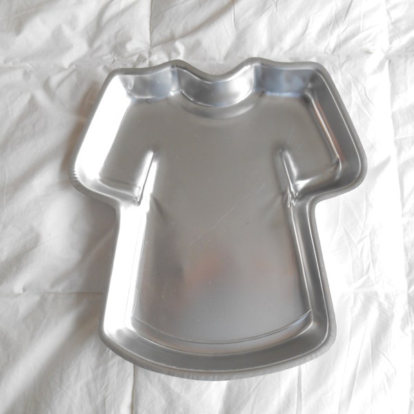 Vintage Wilton Cake Pan T-Shirt Tee Jersey 502-5617