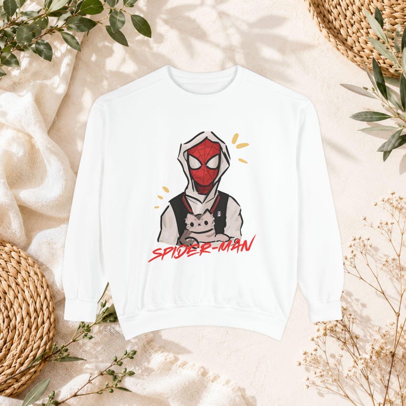 Spider Hero Cat Sweatshirt, Comic Inspired Oversized Crewneck, Aesthetic Pullover, Cozy Unisex Streetwear, Comic Spiderman Sweat zdjęcie 1