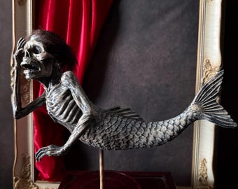 Handmade Fiji Mermaid Relic: Gothic Oddity Display