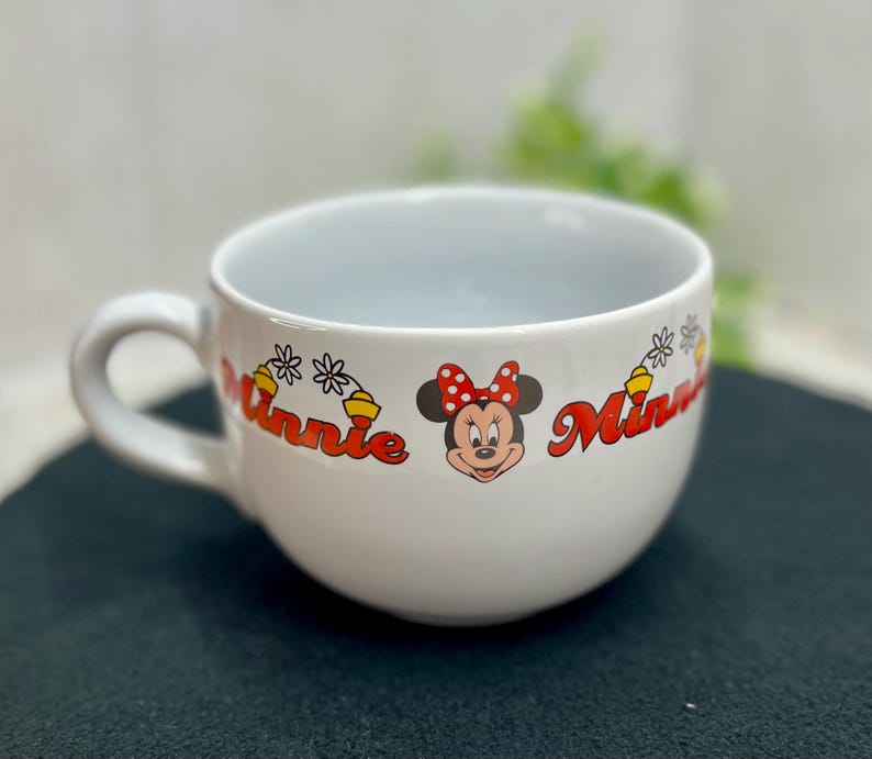 Oversized Disney Minnie Mouse Coffee Soup Mug EUG Large Ceramic Classic Minnie Bild 1
