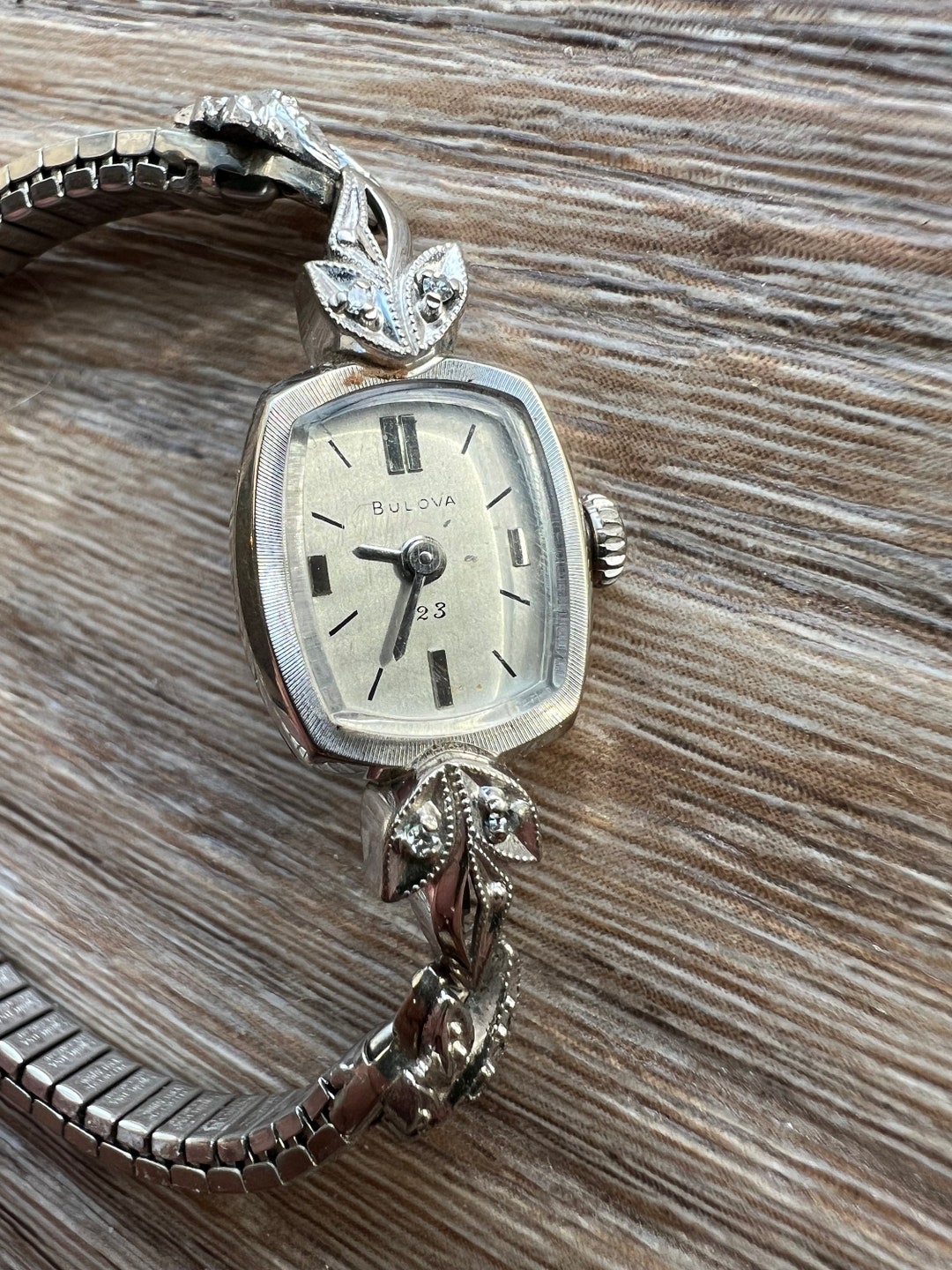 Vintage Bulova Wind up Watch Ladies 1971 Etsy